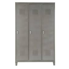 Dieser spind schrank ist aus metall hergestellt und die einzelnen spind schrank fächer sind mit einem schloss verschließbar. Kleiderschrank Spind Aus Grauem Metall Loft Maisons Du Monde