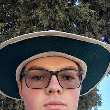 Andre Sauls's Instagram, Twitter & Facebook