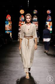 Christian dior launched his first perfume, miss dior, in 1947 as an accompaniment to his new look collection. Christian Dior Ss21 Womenswear 61 The Fashion Search Engine Tagwalk