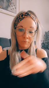 Lisa Porreca's Instagram, Twitter & Facebook