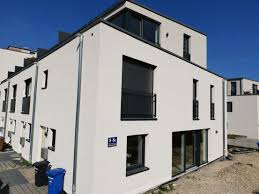 Housed in a building dating from 1999, this apartment is 5.6 mi from granitz hunting castle and 4.3 mi from erlebnismuseum wasserwelt. Haus Zu Vermieten Margarete Schutte Lihotzky Str 8e 80807 Munchen Schwabing Mapio Net