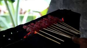Website resmi dinas kesehatan tulungagung. Sate Kuda Tulungagung Sate Kuda Tulungagung Viral Di Tulungagung Marak Bangkai Sapi Dijual Rp 3 Juta Lalu Dagingnya Dijual Harga Normal Surya Sate Daging Kuda Tak Hanya Enak Tetapi Konon Juga