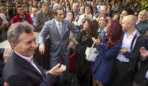 Juan carlos calabró is practical, down to earth with strong ideas about right and wrong. Estatua De Juan Carlos Calabro Archivos Revista Show Up