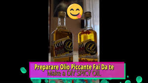 Lo scopo di questo articolo è quello di suggerirvi tanti possibili condimenti per realizzare un buon piatto di pasta. Tutorial Come Preparare Olio Piccante Fai Da Te How To Prepare Diy Spicy Oil Youtube
