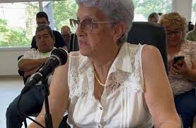 ✓ HONORABLE CONCEJO DELIBERANTE DE GARUPÁ Segunda Edición del Parlamento  del Adulto Mayor En una sesión especial del HCD de Garupá, participaron  autoridades como el Subsecretario del Adulto Mayor, Juan Carlos Ferreira;