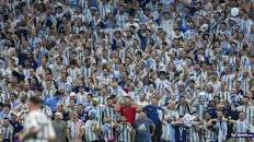 La hinchada argentina, elegida como la mejor del mundo en ...