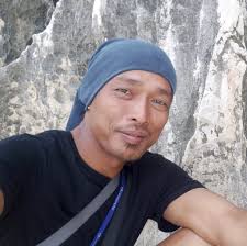 Profile for Pay Lamos