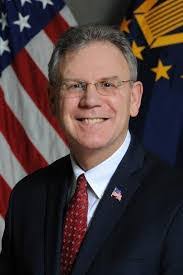 Robert Mcdivitt's Instagram, Twitter & Facebook