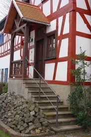 Gelander Aus Metall An Fachwerkhaus In Idstein Fachwerkhauser Haus Schmiedeeisen