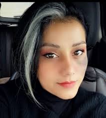 Razones para lucir el cabello canoso y dejar de luchar con los tintes 🤍