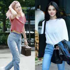 Tiếp đến ryujin cho biết: Sering Disebut Mirip Ini 9 Adu Gaya Kece Ryujin Itzy Dan Han So Hee