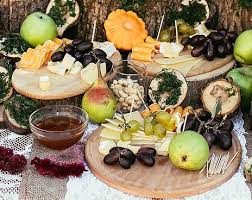 12 Idees Pour Un Joli Buffet De Mariage Fait Maison Buffet Mariage Fait Maison Mariage