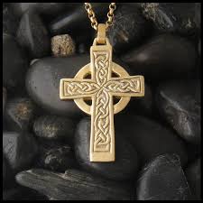 Cross necklaces come in white gold, yellow gold, rose gold, or sterling silver. 14k Gold St Patrick S Celtic Cross Pendant Walker Metalsmiths