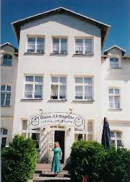 Haus alexander offers a children's playground. Haus Alexander Alles Usedom