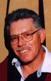 Lynn Decamp's Instagram, Twitter & Facebook