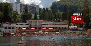 La malul mării · plajă privată. Se Deschide Lacul Ursu Din Sovata Program È™i Tarife Mures Stiri