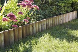 Les bordures de jardins servent à créer des séparations autour et dans les jardins. Bordure De Jardin Leroy Merlin