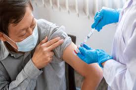 Según la farmacéutica moderna, esta vacuna podría otorgar inmunidad prolongada. Cinco Paises Estudian La Posibilidad De Combinar Vacunas Contra El Covid 19
