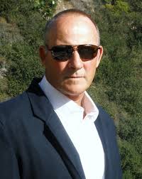 Robert Gardner: Author in Oregon City, Oregon.