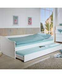 La struttura del box contenitore è realizzata in legno massello multistrato, una caratteristica che. Divano Letto Estraibile Karl Per Gli Ospiti Vedo E Arredo