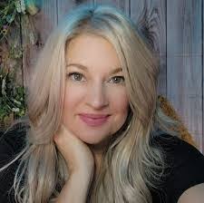 Corwin Peck's Instagram, Twitter & Facebook