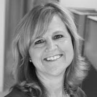 Linda Wing's Instagram, Twitter & Facebook