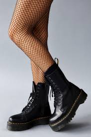 Dr. Martens Jadon Platform 8-Eye Boot | Urban Outfitters Mexico - Clothing,  Music, Home & Accessories