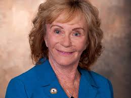 Excellence award, hirings at Re/Max Platinum and Preferred Shore