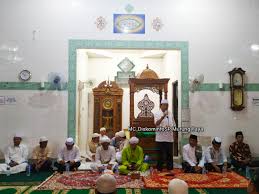 Kegiatan isra mi'raj dihadiri oleh rektor unisma, para wakil rektor, pembina dan pengawas yayasan unisma. Wabup Hadiri Peringatan Isra Mia Raj 1441 H Di Kecamatan Laung Tuhup Multimedia Center Provinsi Kalimantan Tengah
