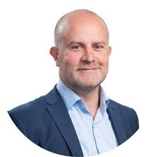 Daniel White (@DanWatBF)