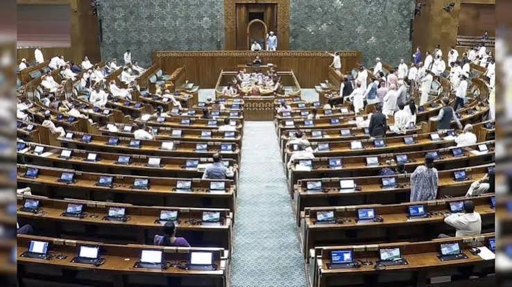 Parliament Session: लोकसभा-राज्यसभा की कार्यवाही स्थगित, कल पेपर लीक बिल पर चर्चा और वोटिंग, बोल सकते हैं राहुल गांधी | Parliament Monsoon Session 2026 Live Updates Lok Sabha ...