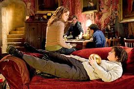 Thunderbird was one of the four houses at ilvermorny school of witchcraft and wizardry in north america.1 it was named after the magical creature of the same name. Bild Zu Emma Watson Harry Potter Und Der Feuerkelch Bild Daniel Radcliffe Emma Watson Filmstarts De