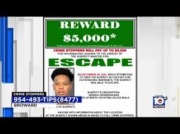 Video shows man escape police in Fort Lauderdale