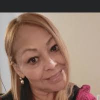 Lizette Davila's Instagram, Twitter & Facebook