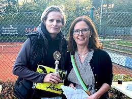 Michael cheney is an email marketing expert who has been running internet businesses since the year 2000. Tennis Club Scc Berlin Sport