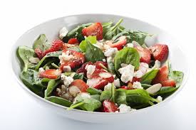 Salade D Epinard Et De Fraise Au Fromage De Chevre Pour 4 Personnes Temps De Preparation 10 Min Ingredients Salade Epinard Fromage De Chevre Salade
