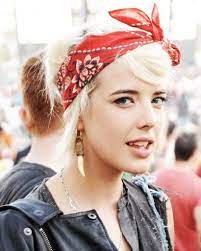 7 Stylish Ways To Wear A Bandana Bandana Hairstyles Short Hair Styles Festival Hair
