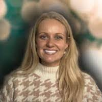 Linda Gjeltema's Instagram, Twitter & Facebook