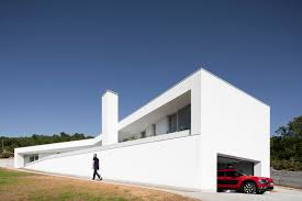 Lamēgo — lamēgo, stadt in der portugiesischen provinz beira, am balsamao unweit seiner mündung in den douro u. House In Lamego Antonio Ildefonso Arquitecto Archdaily