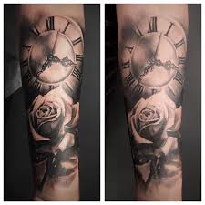 Ce tatouage est également utilisé par des pirates. 100 Tatouages D Horloge Pour Homme Tatouez