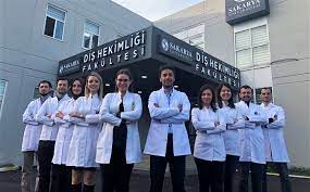 130 kişilik kontejan içerisinde yerleşen aday sayısı 130 ve taban puan 463,16131. Dis Hekimligi Taban Puanlari Ve Basari Siralamalari