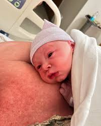 Logan Alan Manda Dippold born 8:25