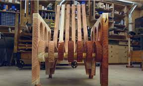 Fabrication d'une chaise africaine en bois. Construction D Une Chaise En Bois