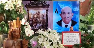 Misa por el eterno...