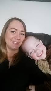 Amy Lingard (@AmyB2uk)