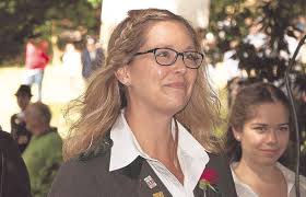 Melanie Kohlmeyer's Instagram, Twitter & Facebook