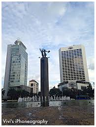 Hotel Indonesia Round About The Welcome Statue Jakarta Indonesia Copyrights Vivi Kembang Tanjoeng