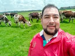 Lamentamos informar el sensible fallecimiento de nuestro colega el M.V.  Hans Andresen Suchier (CMVP 181) Nuestras más sentidas condolencias a toda  su familia y amigos en estos difíciles momentos. 🕊️👏