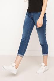 Defacto Marka Angelica Denim Pantolon Duz Kesimi Ve Rahat Kalibi Ile Mutlaka Dolabinizda Olmasi Gereken Defacto Bayan Deni Skirt And Top Dress Clothes Pants