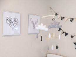 100均 フェルトで作る ゆらゆらモビール limia リミア モビール 赤ちゃん おもちゃ 手作り 100均